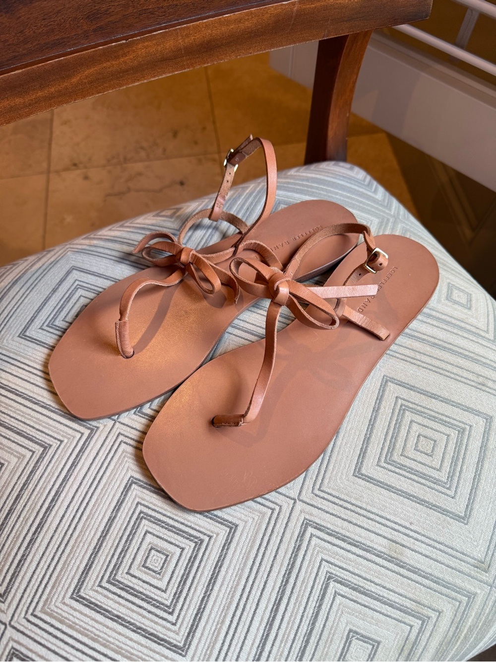 Loeffler Randall Leather Bow Sandals – Size 8.5